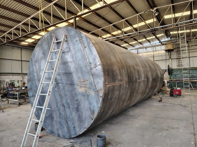 Fabricación de tanques inoxidables